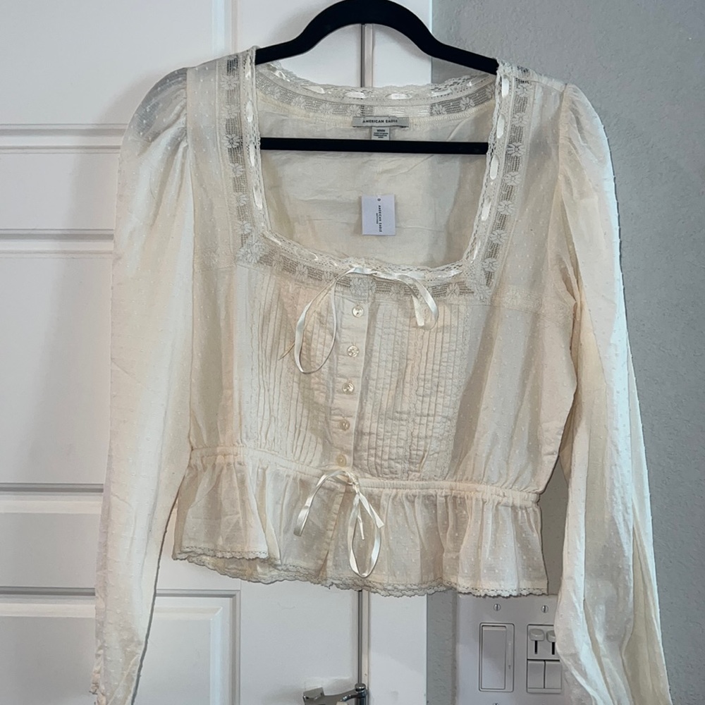 American Eagle Top. Never worn with tags!